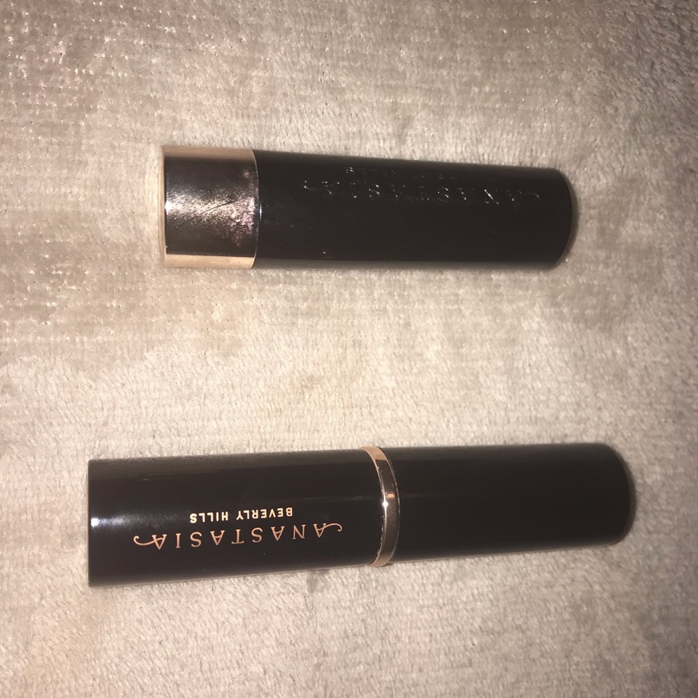 Anastasia Beverly Hills duo set